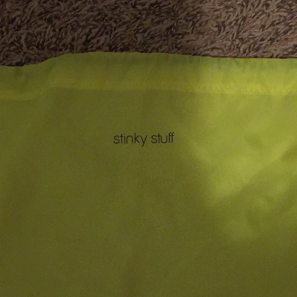 Under Armour Drawstring Bag - Picture 2 of 3